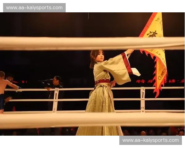 巅峰之战：邱建良vs金东秀，那一夜搏击赛场上的灵魂博弈